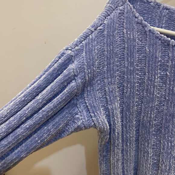 Light blue wide neck cropped sweater - Picture 3 of 5